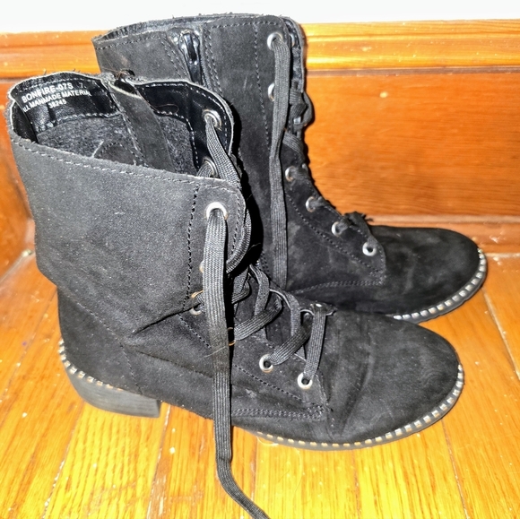 Bamboo Bonfire 07S Black Suede Lace-Up Women's Boots - Size 7 - Picture 3 of 7
